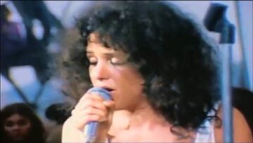 Jefferson Airplane  – Somebody To Love (Live at Woodstock Music & Art Fair, 1969)