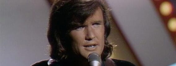 Kris Kristofferson – Loving Her Was Easier (Than Anything Ill Ever Do Again) (Stereo)