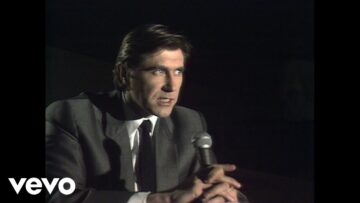 Roxy Music – Dance Away