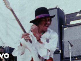 The Jimi Hendrix Experience – Foxey Lady (Miami Pop 1968)