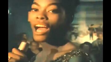 DIONNE WARWICK  WALK ON BY  LIVE  1963