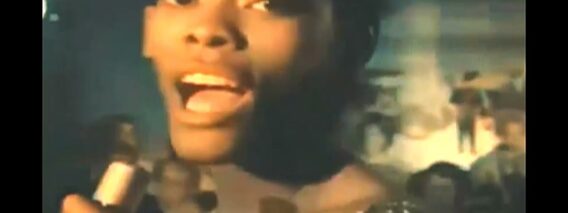 DIONNE WARWICK  WALK ON BY  LIVE  1963