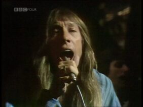 Exile   Kiss You All Over   TOTP   31 08 1978