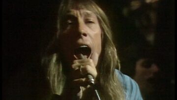 Exile   Kiss You All Over   TOTP   31 08 1978