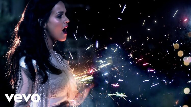 Katy Perry – Firework (Official Music Video)