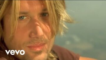 Keith Urban – Somebody Like You (Official Music Video)