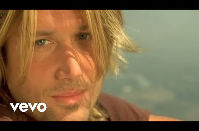 Keith Urban – Somebody Like You (Official Music Video)