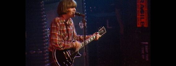 Creedence Clearwater Revival – Bad Moon Rising (At The Royal Albert Hall / 1970)