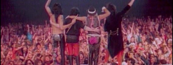 Mötley Crüe – Home Sweet Home (Official Music Video)