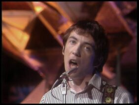 Buzzcocks – Ever Fallen In Love (With Someone You Shouldn’t’ve?) (TOTP, 1978)