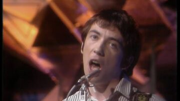 Buzzcocks – Ever Fallen In Love (With Someone You Shouldn’t’ve?) (TOTP, 1978)