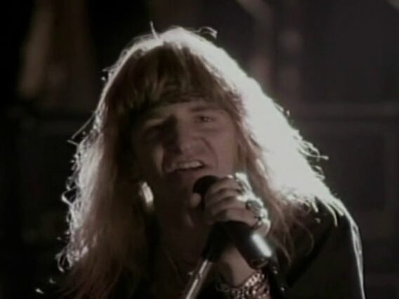 GREAT WHITE –  HOUSE OF BROKEN LOVE    (CAPITOL)