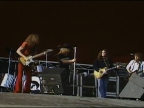 Lynyrd Skynyrd – Sweet Home Alabama (Live at Knebworth 76)