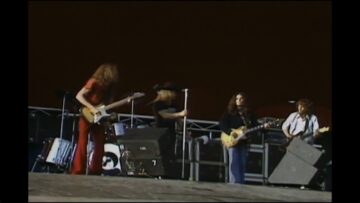 Lynyrd Skynyrd – Sweet Home Alabama (Live at Knebworth 76)