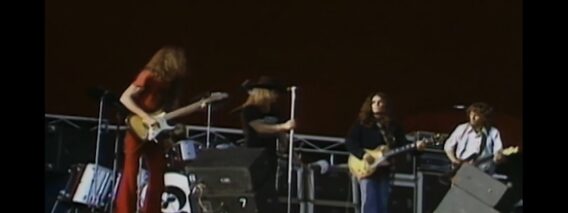 Lynyrd Skynyrd – Sweet Home Alabama (Live at Knebworth 76)