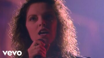 Pat Benatar – All Fired Up (Official Music Video)