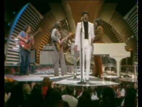 THE GUESS WHO – AMERICAN WOMAN – LIVE (1970) – HQ.flv