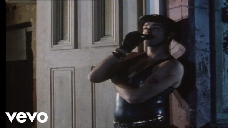 Frankie Goes To Hollywood – Relax (Official Video)