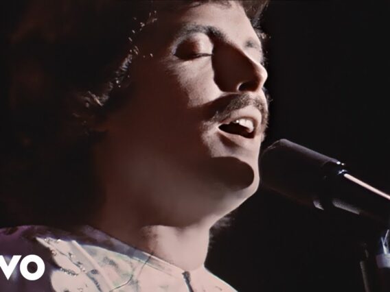 Scott Mckenzie – San Francisco (Official HD Video)