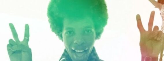 Sly & The Family Stone – Everyday People (Official Video)
