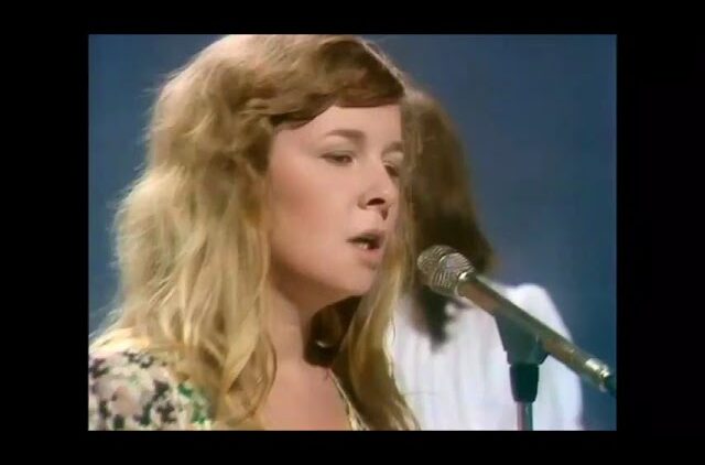 Fairport Convention   White Dress