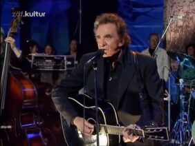 Johnny Cash – Ghost Riders in the Sky