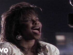 Natalie Cole – Miss You Like Crazy