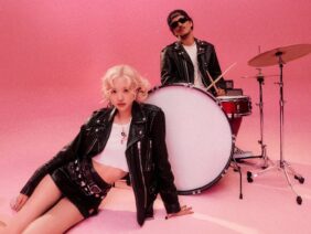 ROSÉ & Bruno Mars – APT. (Official Music Video)