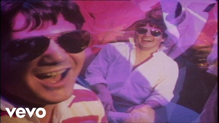 Steve Miller Band – Abracadabra (Official Music Video)