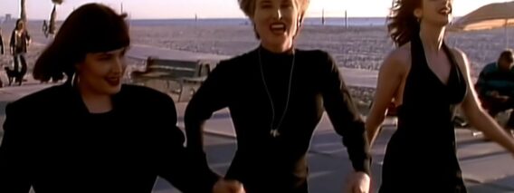 Wilson Phillips – Hold On (Official Music Video)