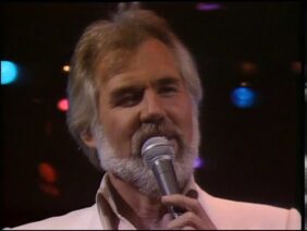 Kenny Rogers – The Gambler (Live)