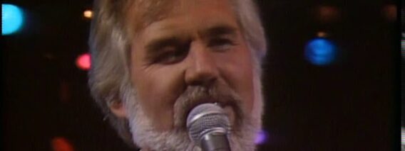 Kenny Rogers – The Gambler (Live)