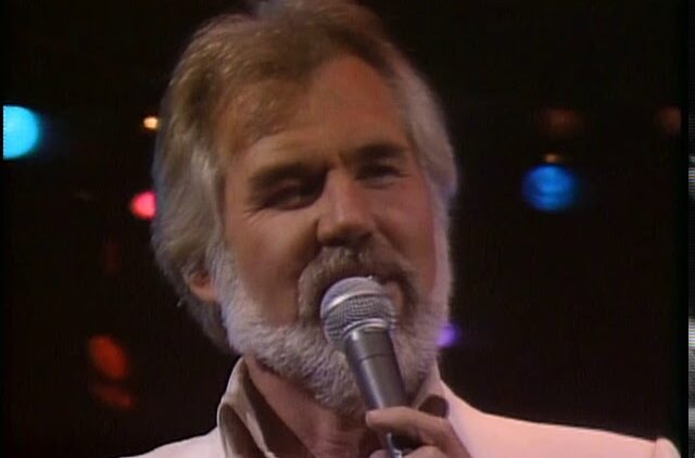Kenny Rogers – The Gambler (Live)
