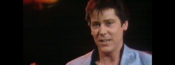 Shakin Stevens – You Drive Me Crazy (Live from Top of the Pops Christmas Party, 1981)