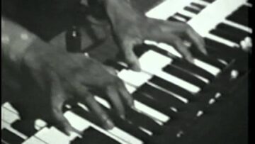 SLY & FAMILY STONE Dance to the Music