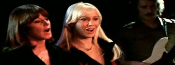 ABBA – Dancing Queen (Official Music Video)
