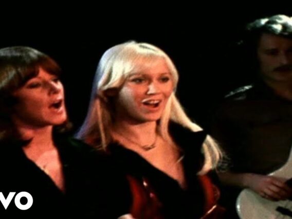 ABBA – Dancing Queen (Official Music Video)