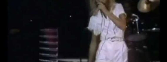 Olivia Newton John – Magic