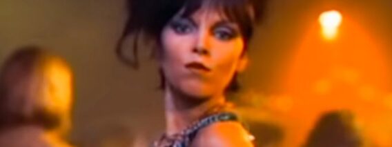 Pat Benatar – Love Is A Battlefield (Official Music Video)