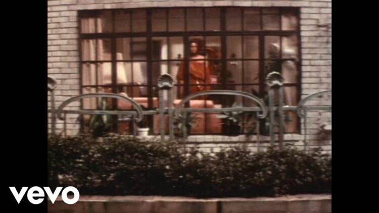 Ray Parker Jr. – Ghostbusters (Official Video)