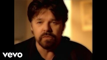 Bob Seger & The Silver Bullet Band – Night Moves (Official Video)