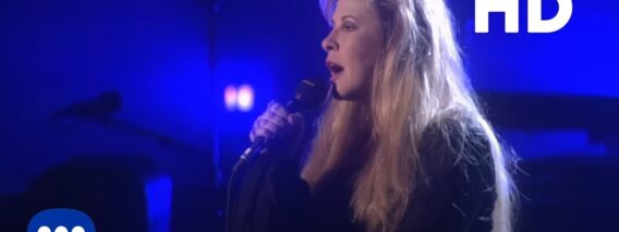Fleetwood Mac – Landslide (Live) (Official Video) [HD]