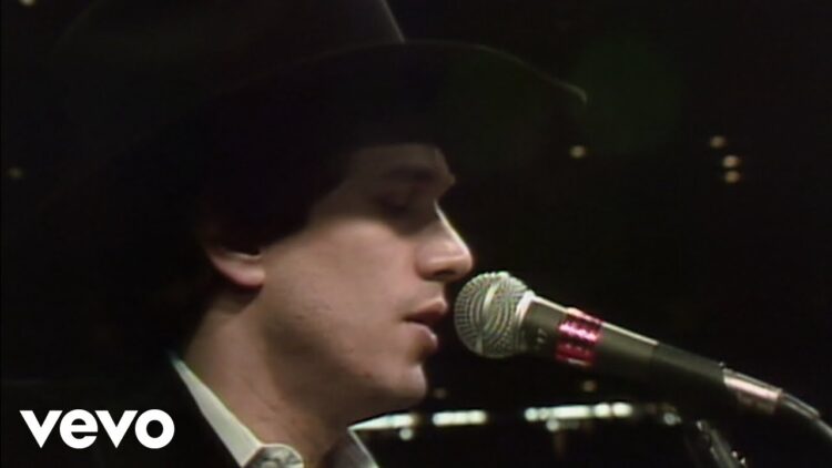 George Strait – Amarillo By Morning (Official Music Video)