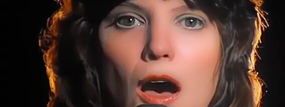 Mary MacGregor   Torn Between Two Lovers BBC Top Pops 1977 HQ