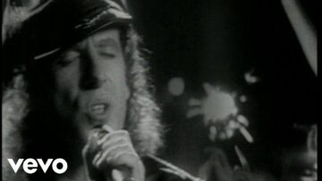 Scorpions – Wind Of Change (Official Music Video)