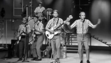 Surfin USA Beach Boys STEREO HiQ Hybrid JARichardsFilm 720p