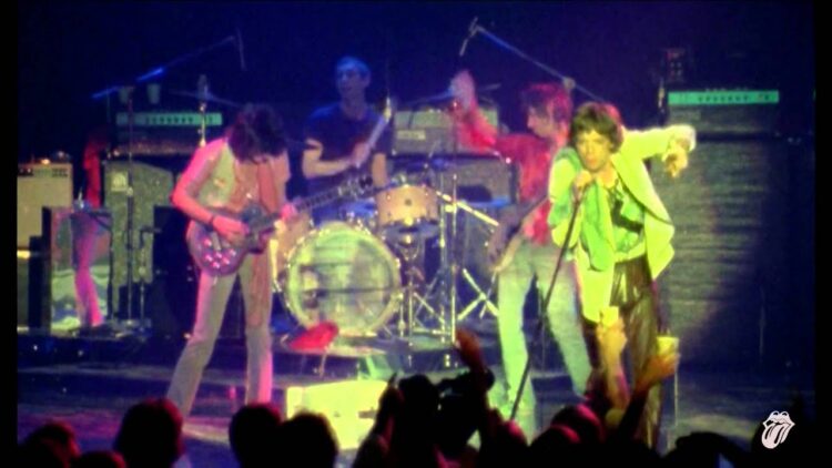 The Rolling Stones – Beast of Burden (Live) – OFFICIAL