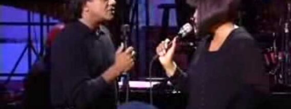 Too much Too little – Johnny Mathis and Deniece Williams