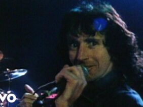 AC/DC – Highway to Hell (Official Video)