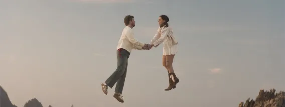 Alex Warren – Ordinary (Official Video)